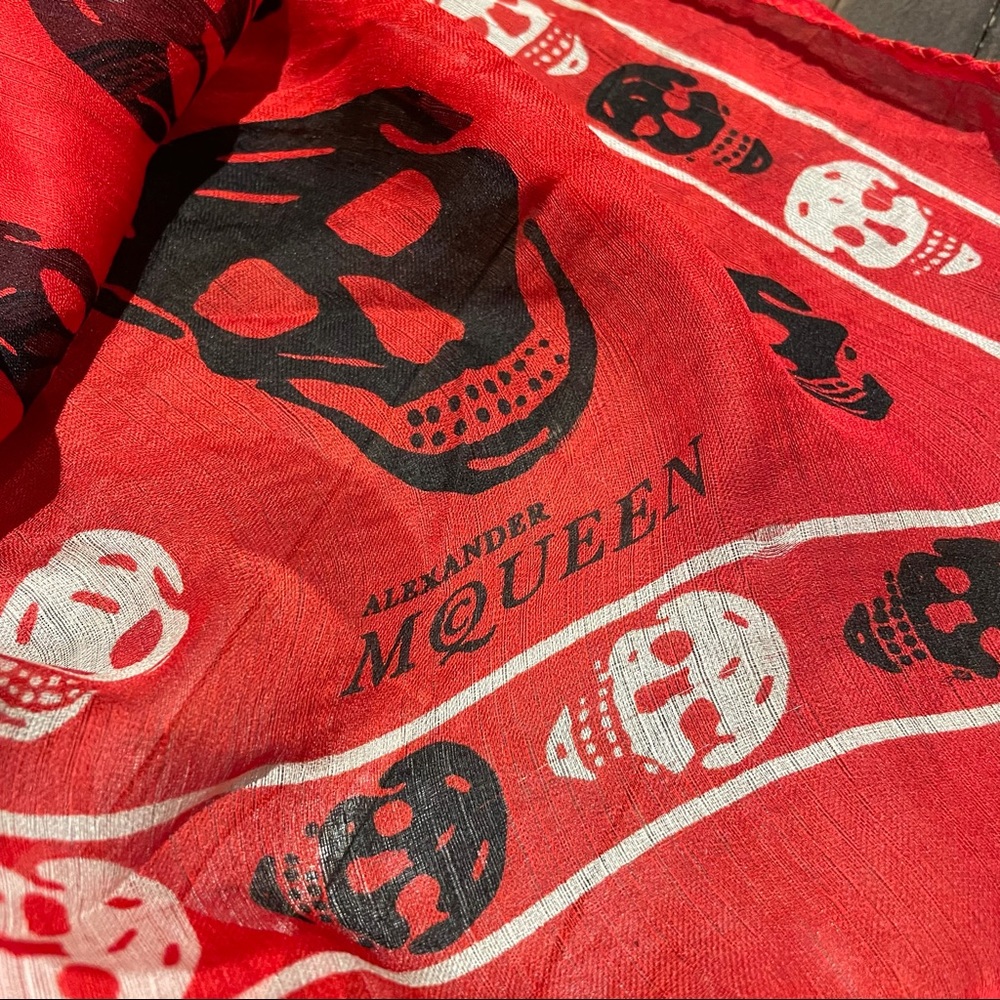 ALEXANDER MCQUEEN Silk Chiffon Classic Skull Scarf